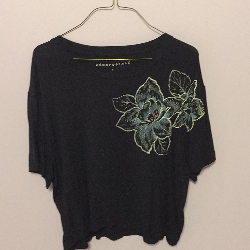 Aero Pastel Flowy Flower T-shirt